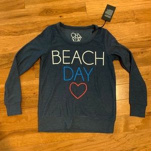 Navy blue vintage sweatshirt w/ “beach day” design